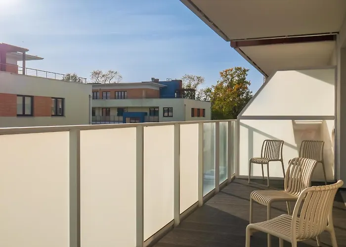 Sunny Surfingbird Lägenhet