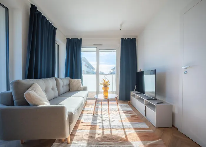 Sunny Surfingbird Lägenhet